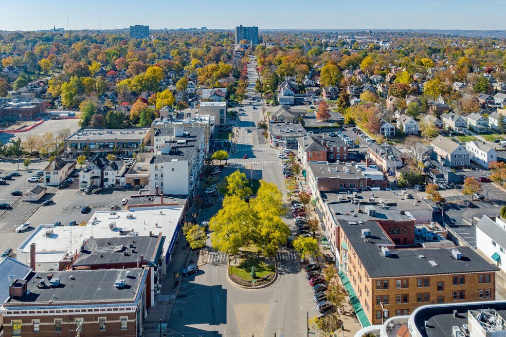 Vibrant community life in Oakley, Cincinnati