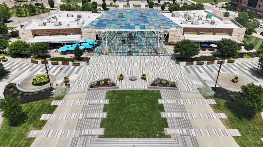 Restaurants and outdoor gathering areas at Summit Park in Blue Ash Ohio